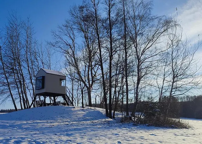 Posed Vojtech Luxe tent